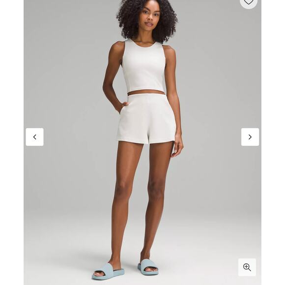 Lululemon Ribbed Softstreme HR Short 2” NWT - Bone / Size 8 - Picture 5 of 8